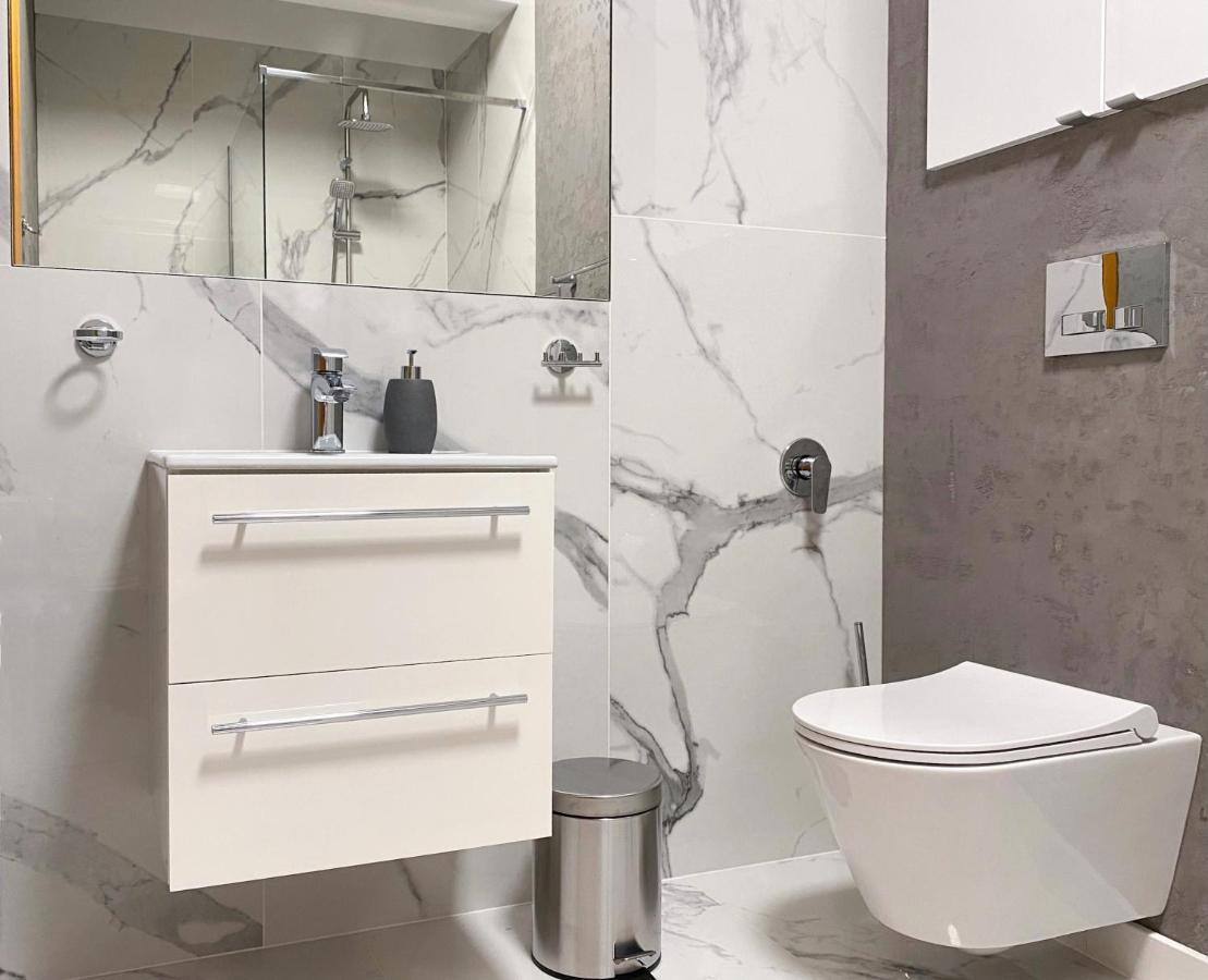 Cool'S Apartment Wroclaw Ngoại thất bức ảnh